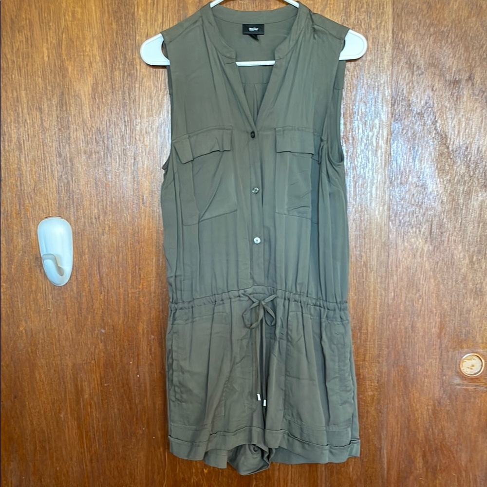Olive Green Sleeveless Button-Up Romper